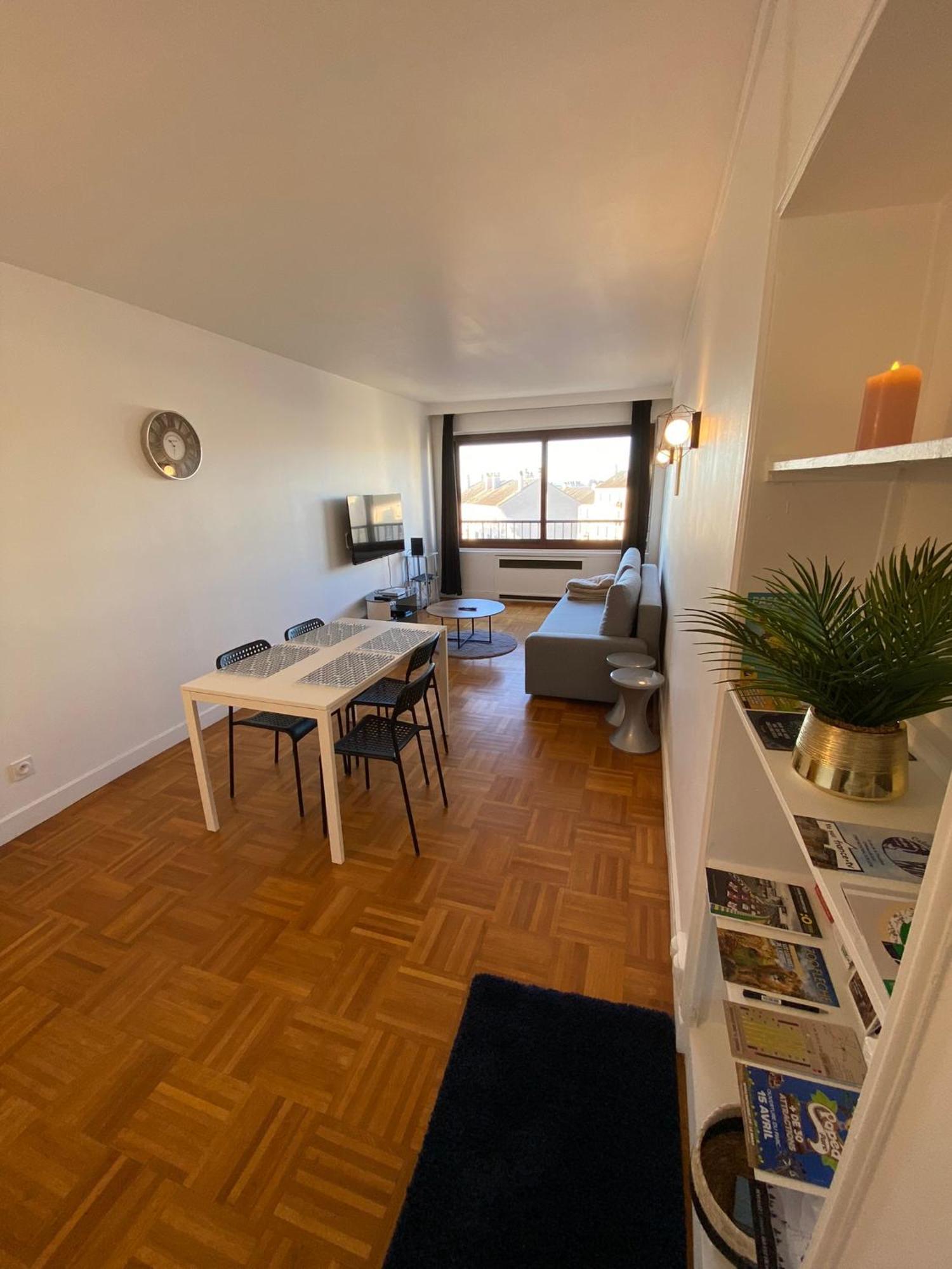 Appartement Jusqu'A 6 Couchages Le Mans Exterior photo